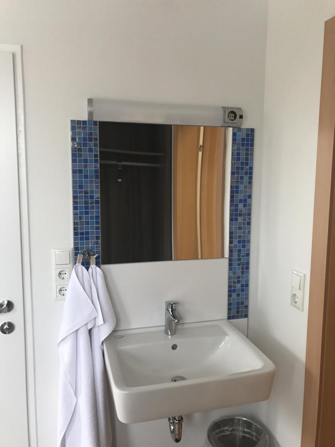 Montagehotel Bed & Steel لينتز المظهر الخارجي الصورة